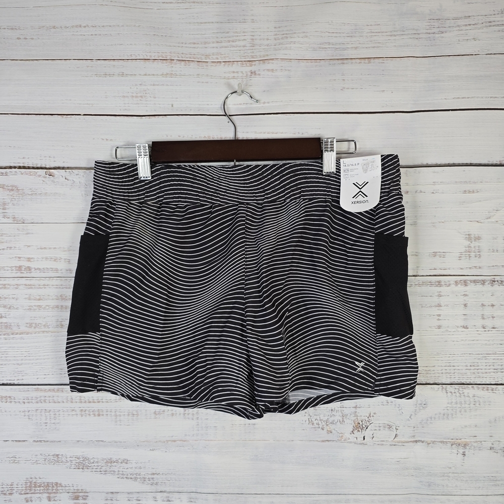 NWT Xersion Girls Black and White Athletic Shorts Size Large Quick-Dri Pockets